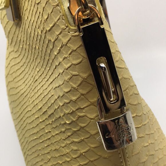 Kate Spade Madison Ave. Light Canary Yellow Court Margot Snakeskin Embossed - Picture 7 of 17